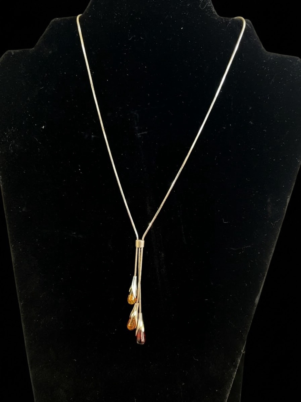 Jeffery Levin Sterling Amber Lariat Necklace
